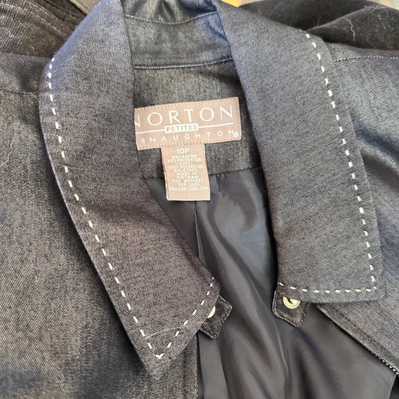 Norton McNaughton Navy Blue Zip Front Pantsuit 10P - Picture 15 of 16